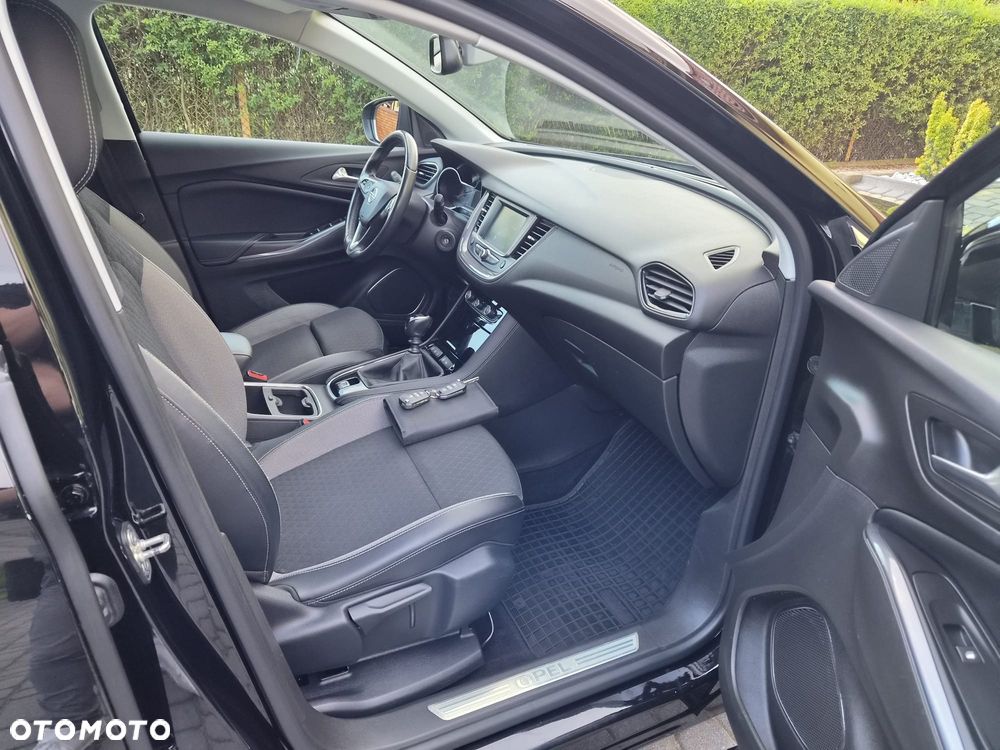 Opel Grandland X 1.2 T Elite S&S - 10