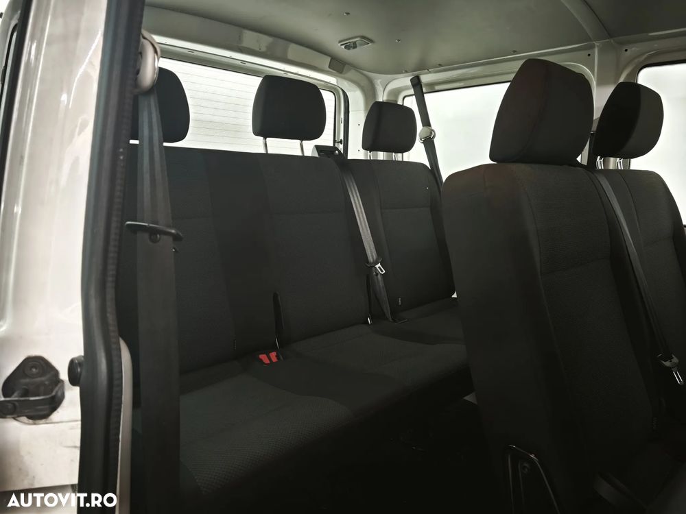 Volkswagen Transporter - 11