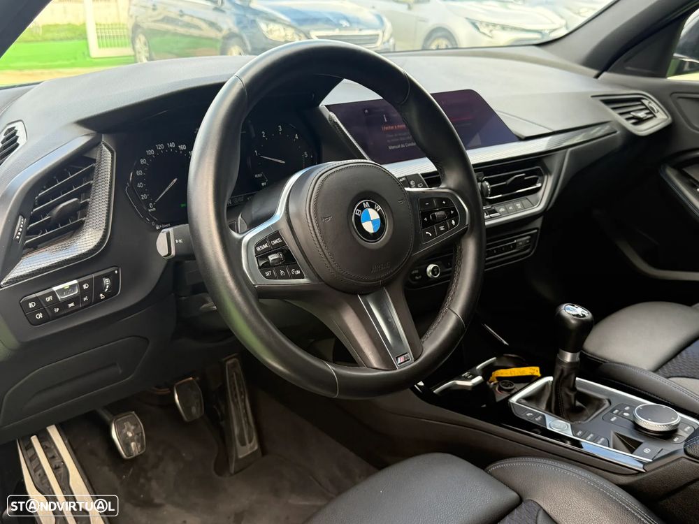 BMW 116 d Pack Desportivo M - 25
