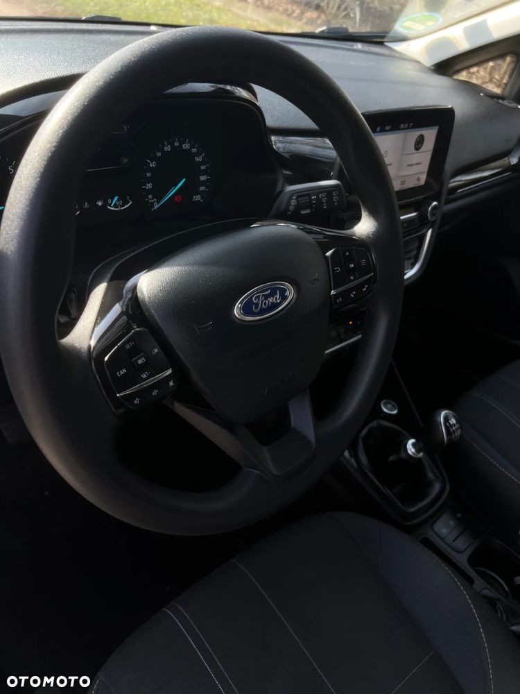 Ford Fiesta 1.0 EcoBoost S&S TITANIUM - 11