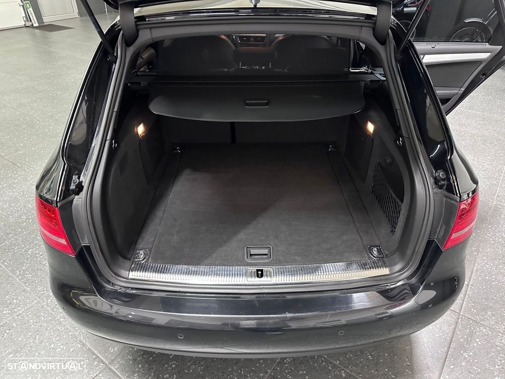 Audi A4 Avant 2.0 TDI S-line - 16