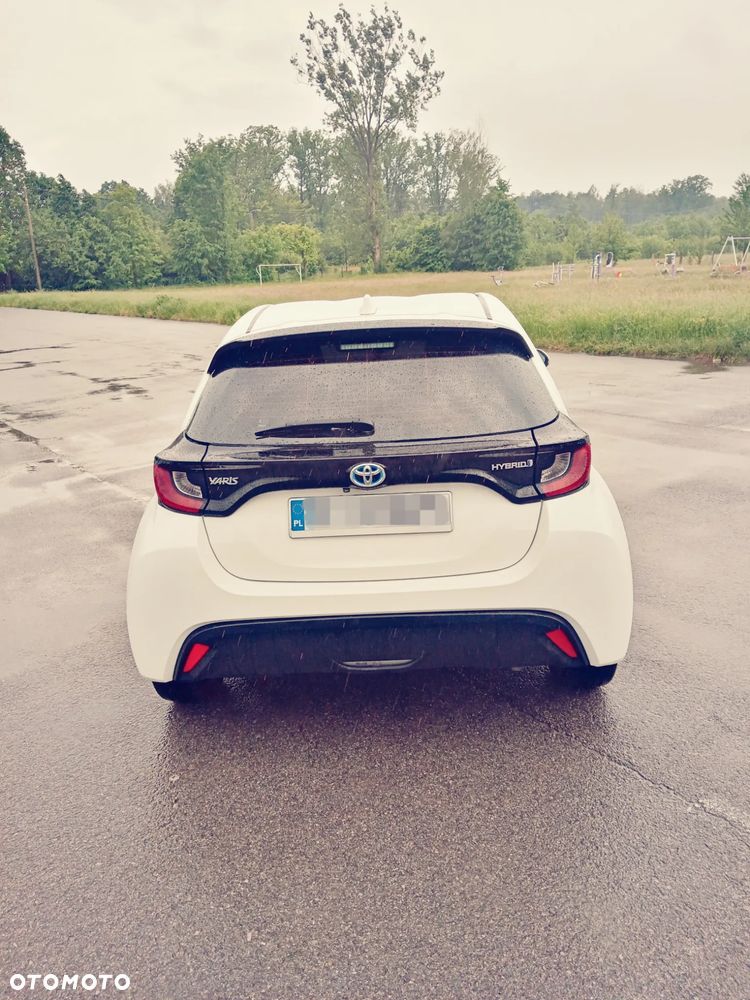 Toyota Yaris Hybrid 1.5 Executive - 5