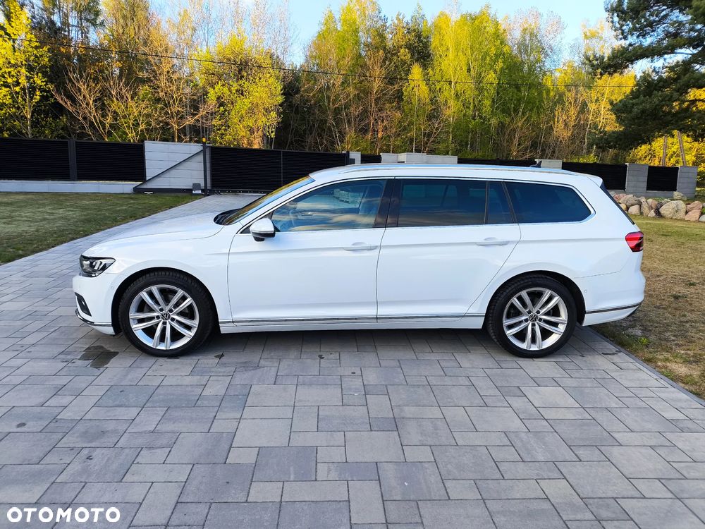 Volkswagen Passat 2.0 TDI EVO Elegance DSG - 9