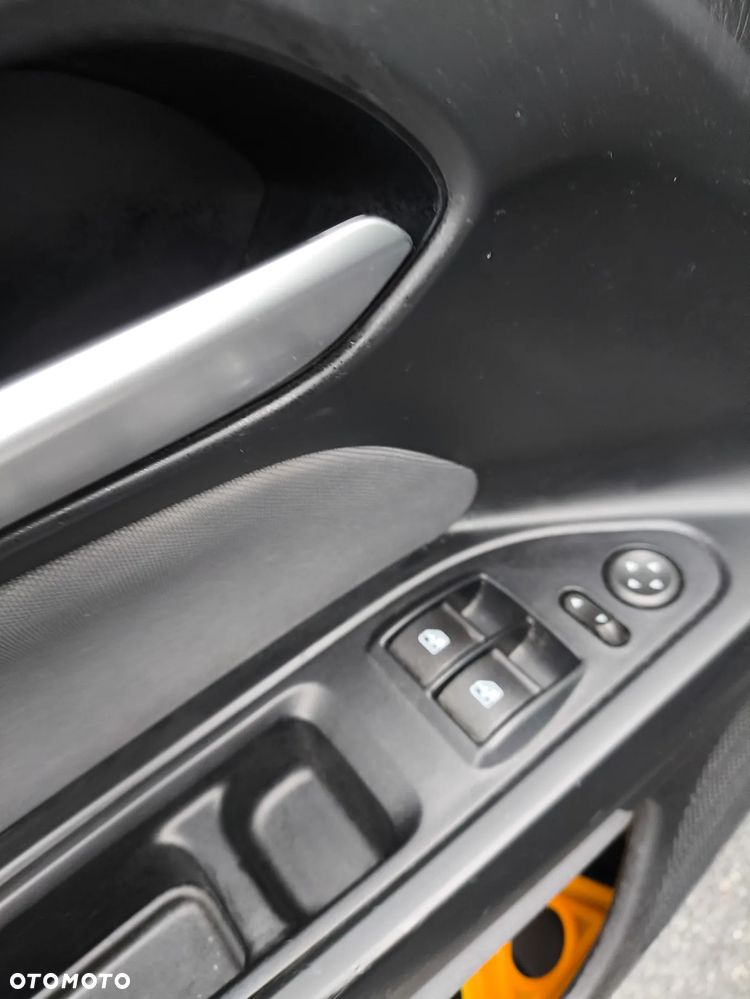 Fiat Tipo 1.3 MultiJet 16v Pop - 24