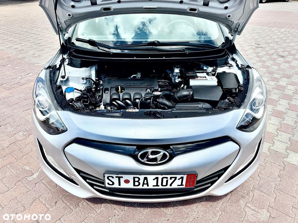 Hyundai i30 - 22
