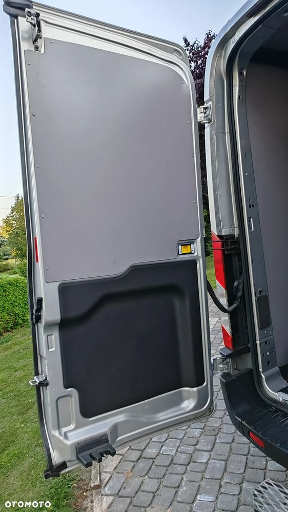 Ford Transit - 10