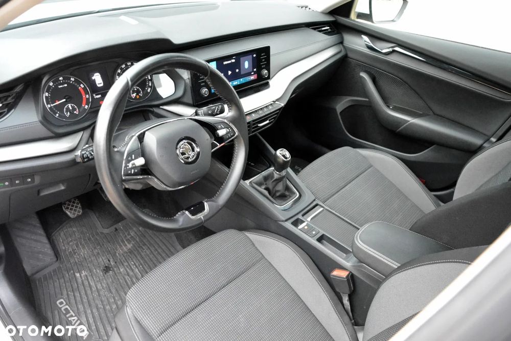 Skoda Octavia 1.5 TSI ACT Ambition - 10