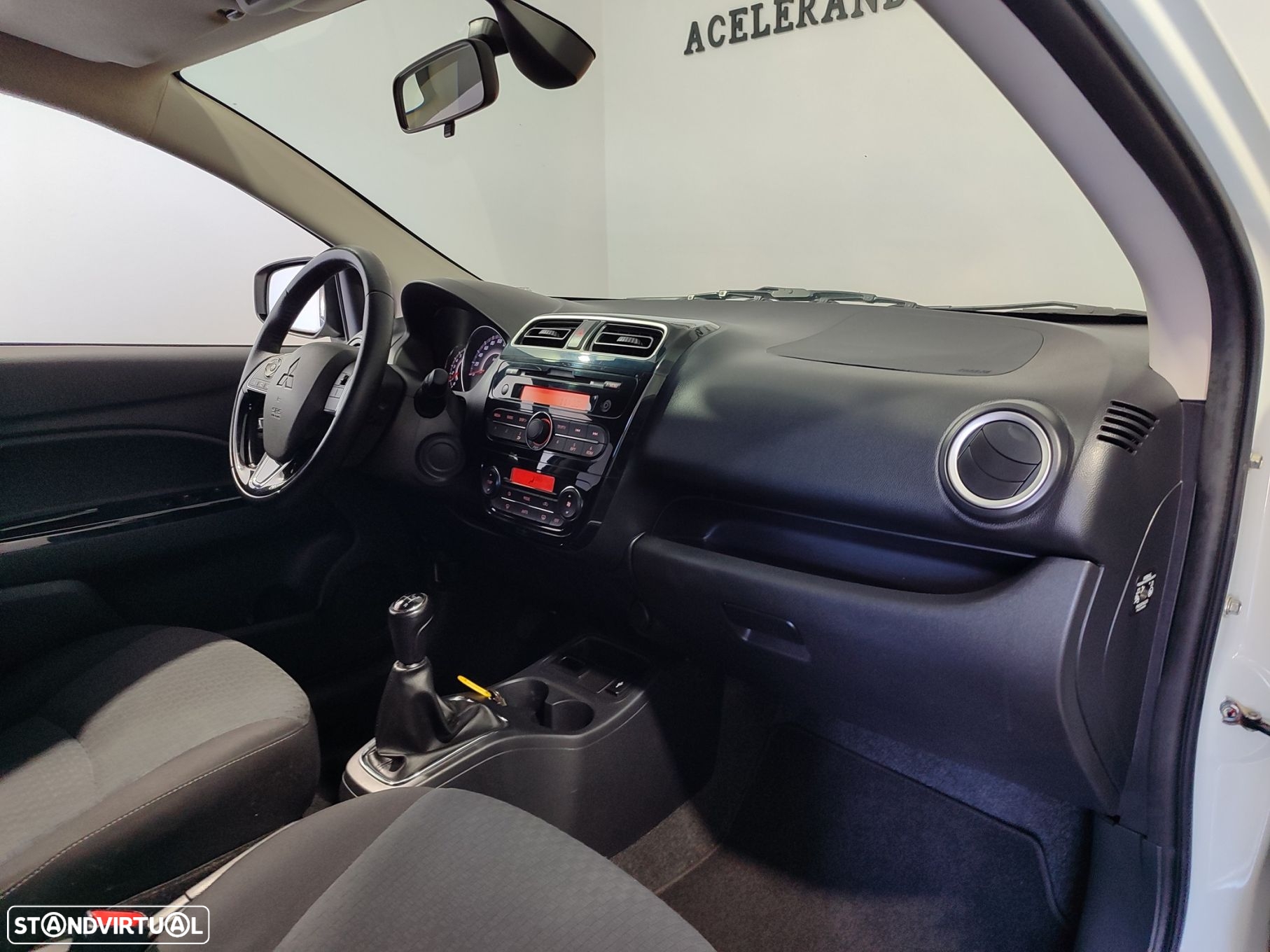 Mitsubishi Space Star 1.2 Intense - 18