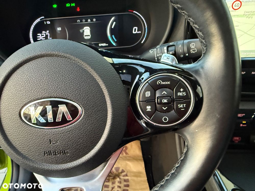 Kia Soul e-Soul 64kWh L - 35