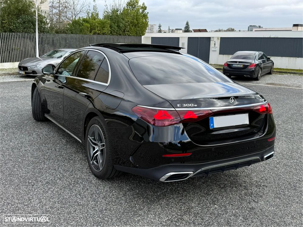 Mercedes-Benz E 300 Standard - 3