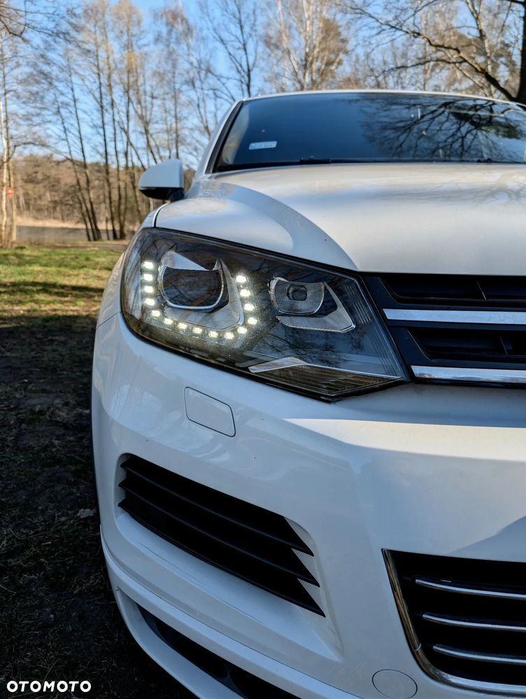 Volkswagen Touareg 3.0 V6 TDI BMT R-Style - 8