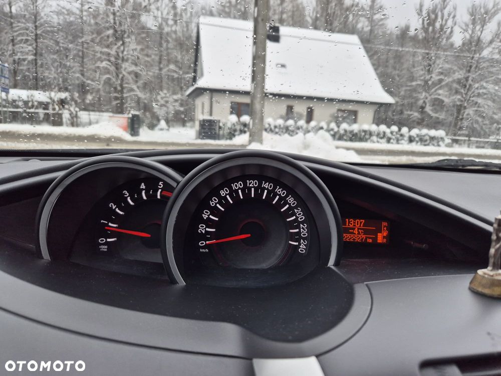 Toyota Verso - 38