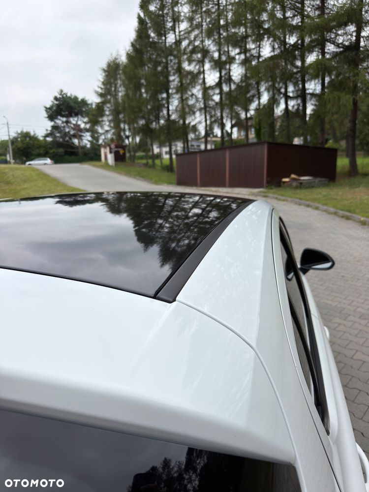 Opel Corsa 1.4 16V Cosmo - 29