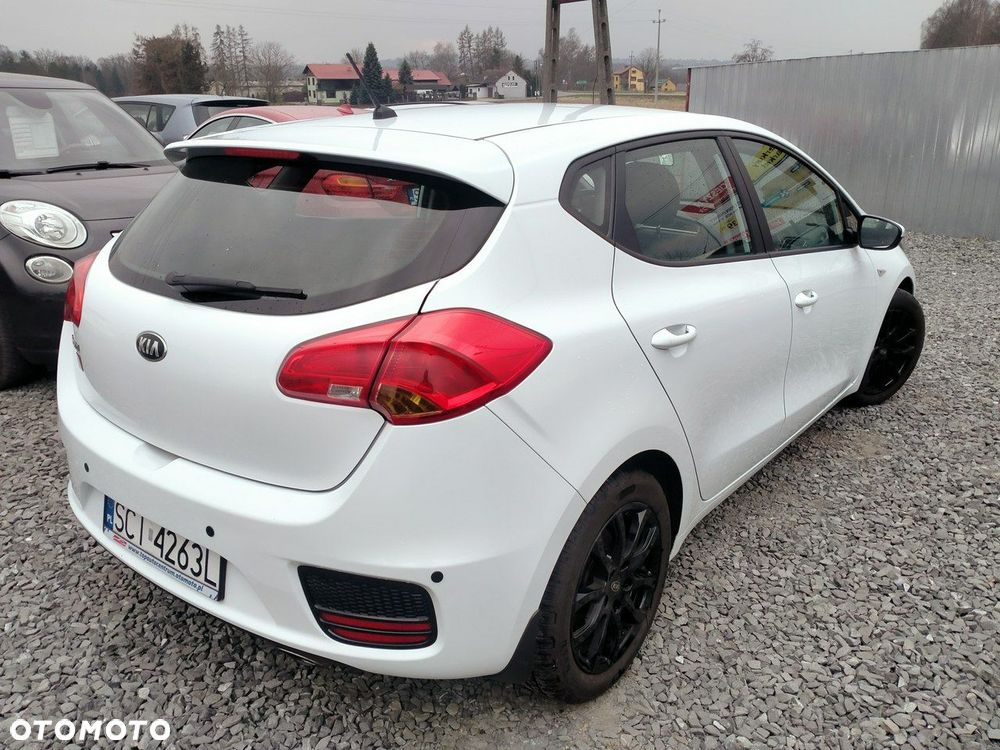 Kia Ceed - 6