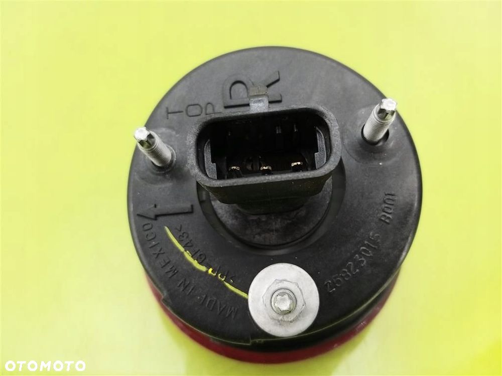 Lampa prawa tylna tył Chevrolet HHR 2005-2011 25823015 25863812 ORYGINAŁ - 7