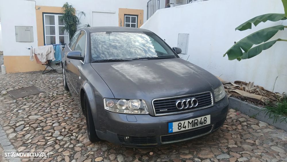 Audi A4 2.5 TDI quattro - 1
