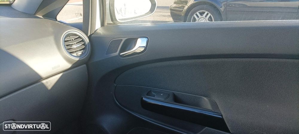 Opel Corsa - 7