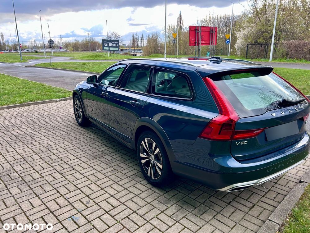 Volvo V90 Cross Country D4 AWD - 7