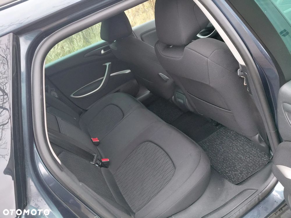 Citroën C5 1.6 HDi Attraction - 20