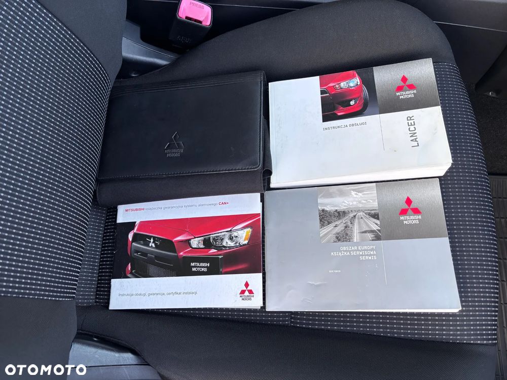 Mitsubishi Lancer - 26