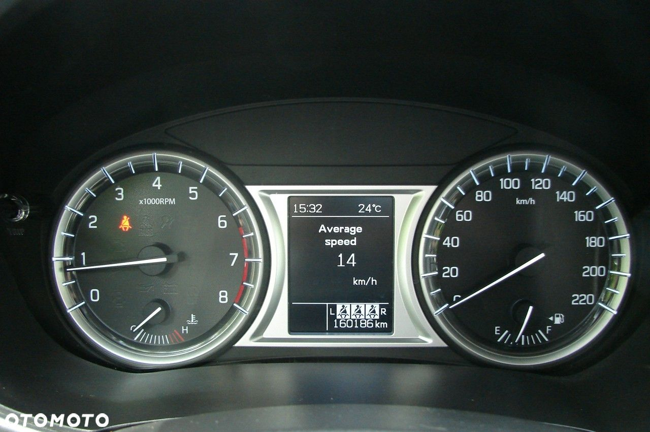Suzuki Vitara - 22
