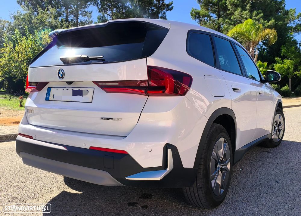 BMW iX1 eDrive20 - 40