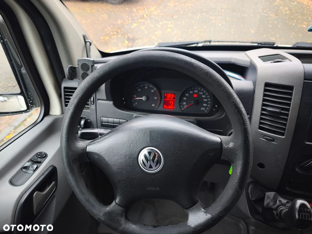 Volkswagen CRAFTER - 9