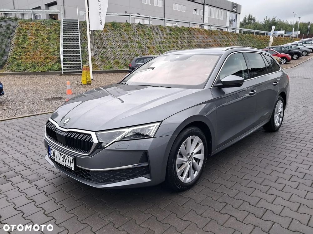 Skoda Octavia 1.5 TSI mHEV Selection DSG - 3
