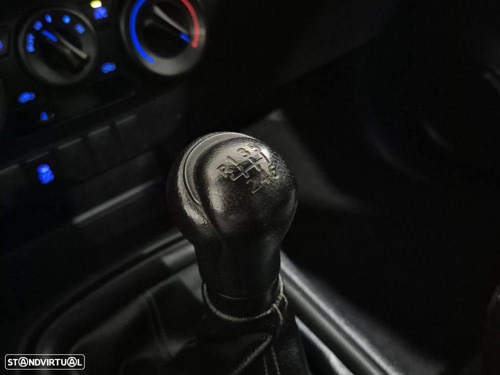 Toyota Hilux 2.4 D-4D - 2018 | GARANTIA | NACIONAL - 3 LUG - 13
