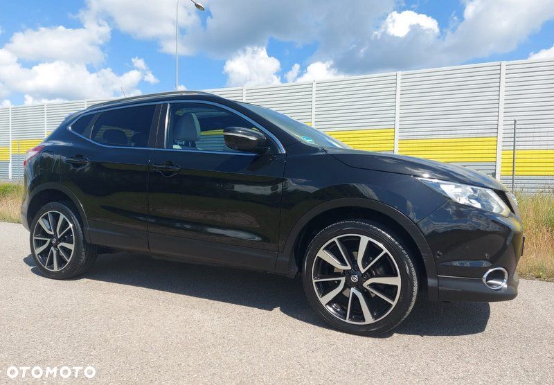 Nissan Qashqai 1.6 dCi 4 x 4 DPF tekna - 20