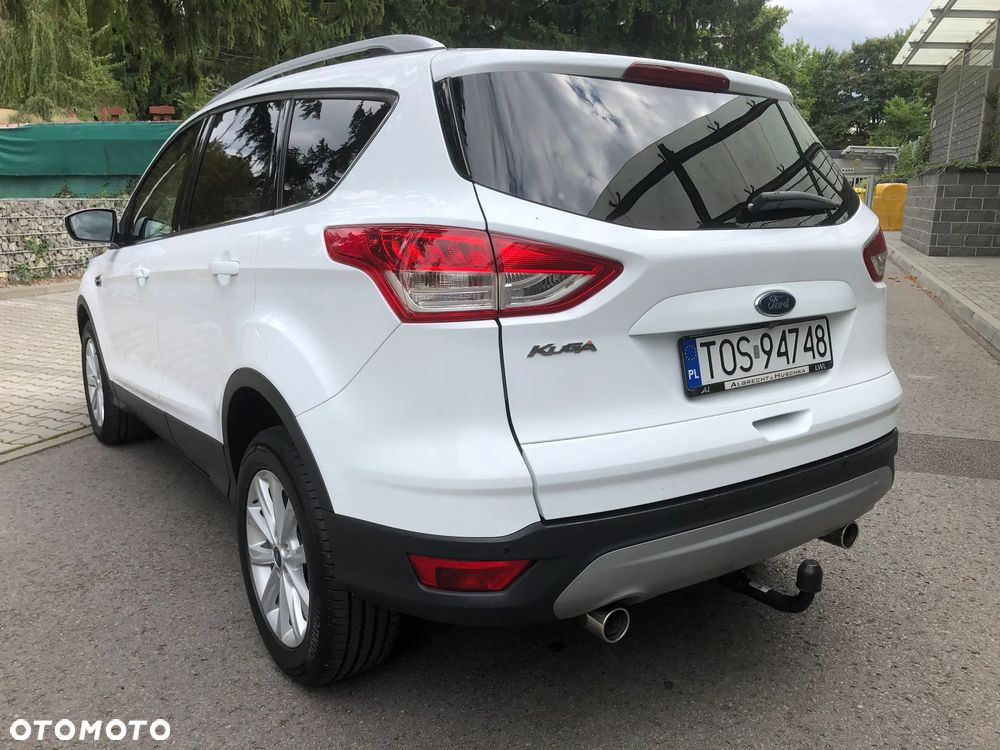 Ford Kuga 2.0 TDCi 2x4 Titanium - 14