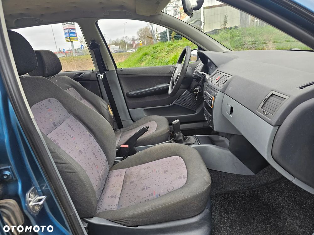 Skoda Fabia 1.2 HTP Basis - 13