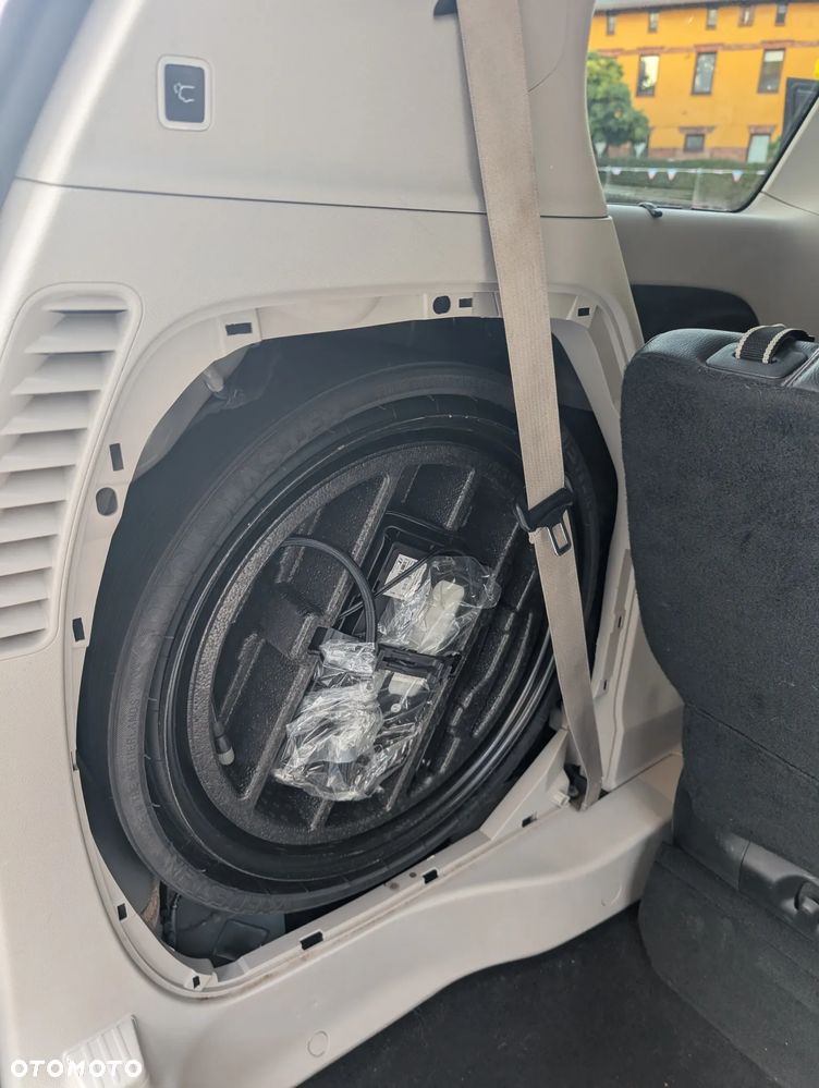 Chrysler Pacifica - 26