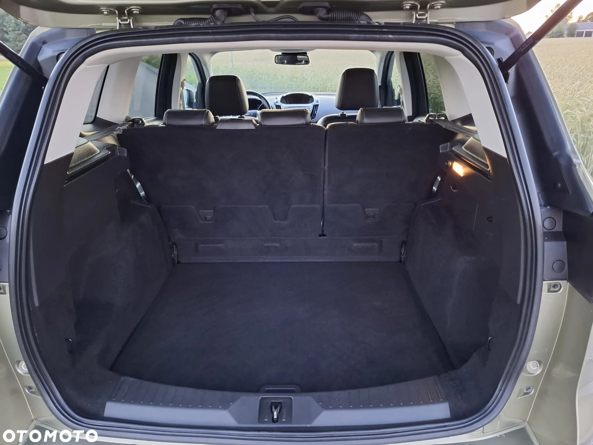 Ford Kuga 2.0 TDCi 4WD Titanium - 29