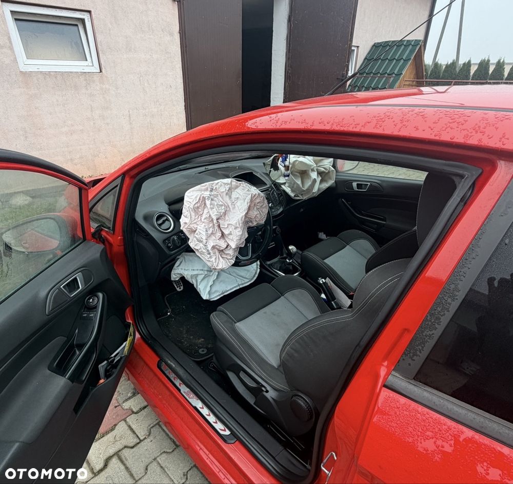 Ford Fiesta - 3