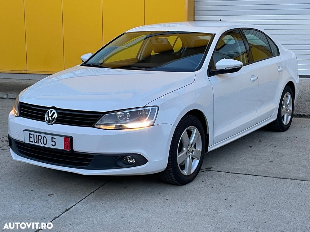 Volkswagen Jetta 1.2 TSI BlueMotion Technology Comfortline - 1