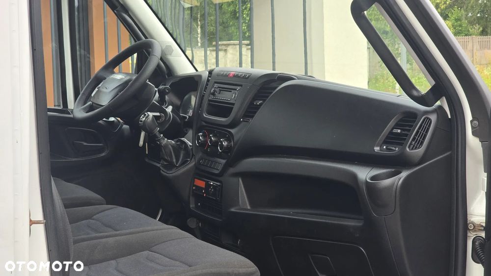 Iveco DAILY 3.0 180KM 10EP 72C18❗❗ŁADOWNOŚĆ 4 TONY / ZABUDOWA ROMCAR 5.20M / SKRZYNIA OTWARTA / ROSTAW OSI 4.35 / SKRZYNIA MANUALNA / TEMPOMAT / BURTY 40CM / SALON POLSKA / 1 WŁASCICIEL -❗❗ - 25