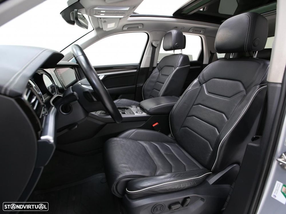 VW Touareg 3.0 TDI V6 Elegance - 8