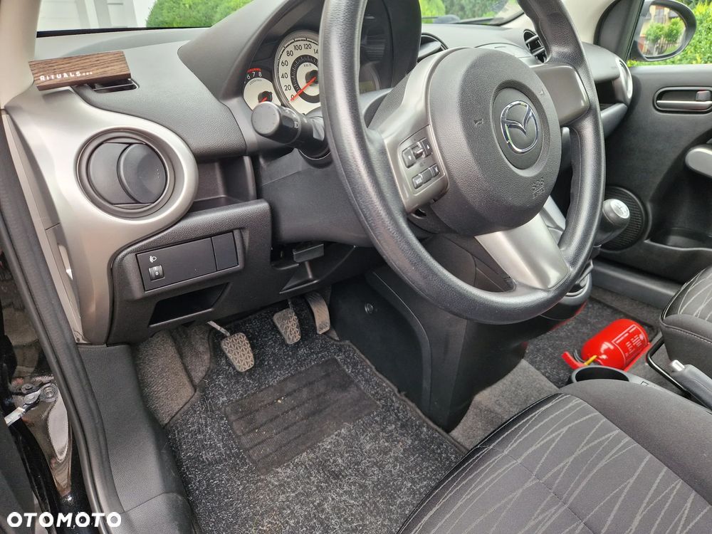 Mazda 2 1.3 Exclusive - 13