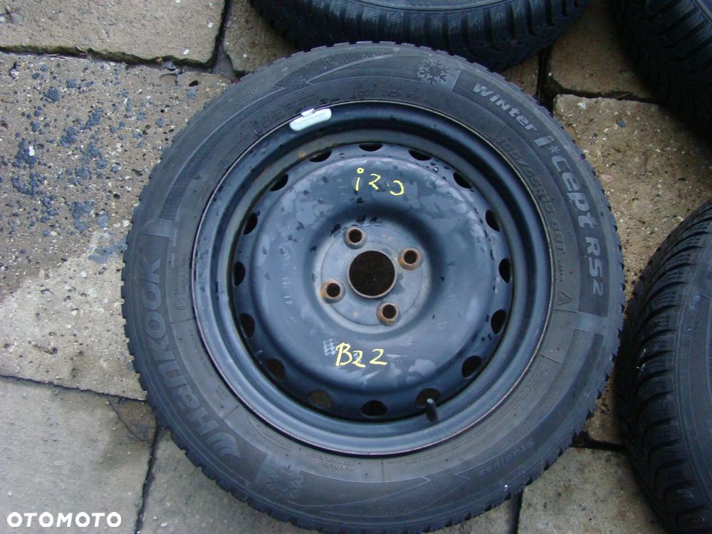 b22 4x100 Hyundai I20 Bayon 6jx15 opony zima 185/65 czujniki - 2