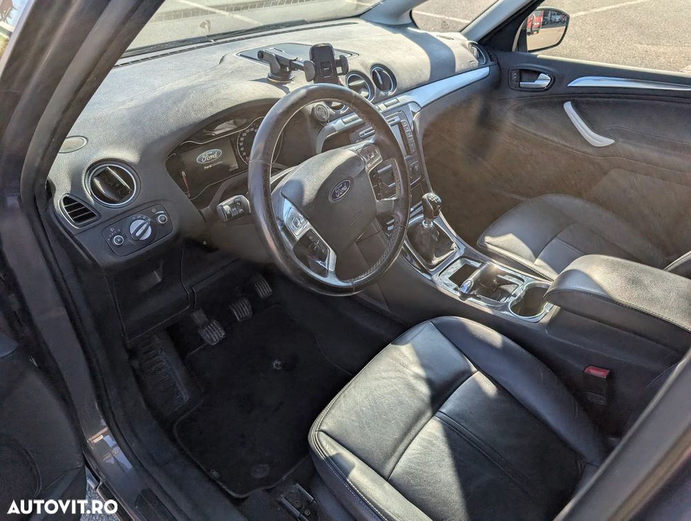 Ford S-Max 2.0 TDCi DPF Titanium - 10