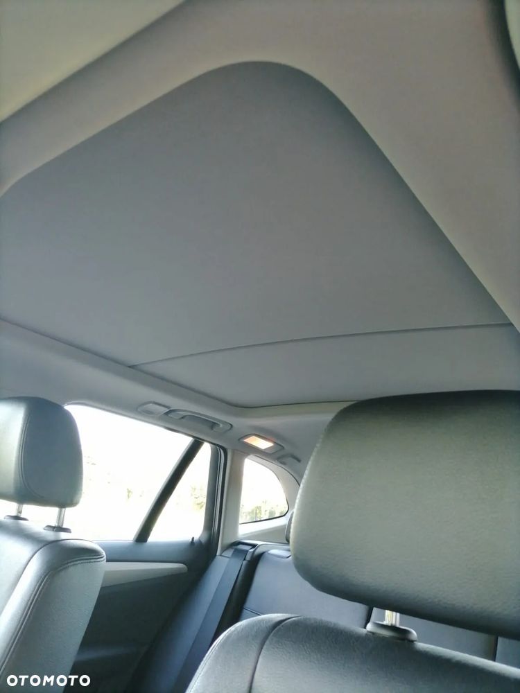 BMW X1 sDrive16d - 19