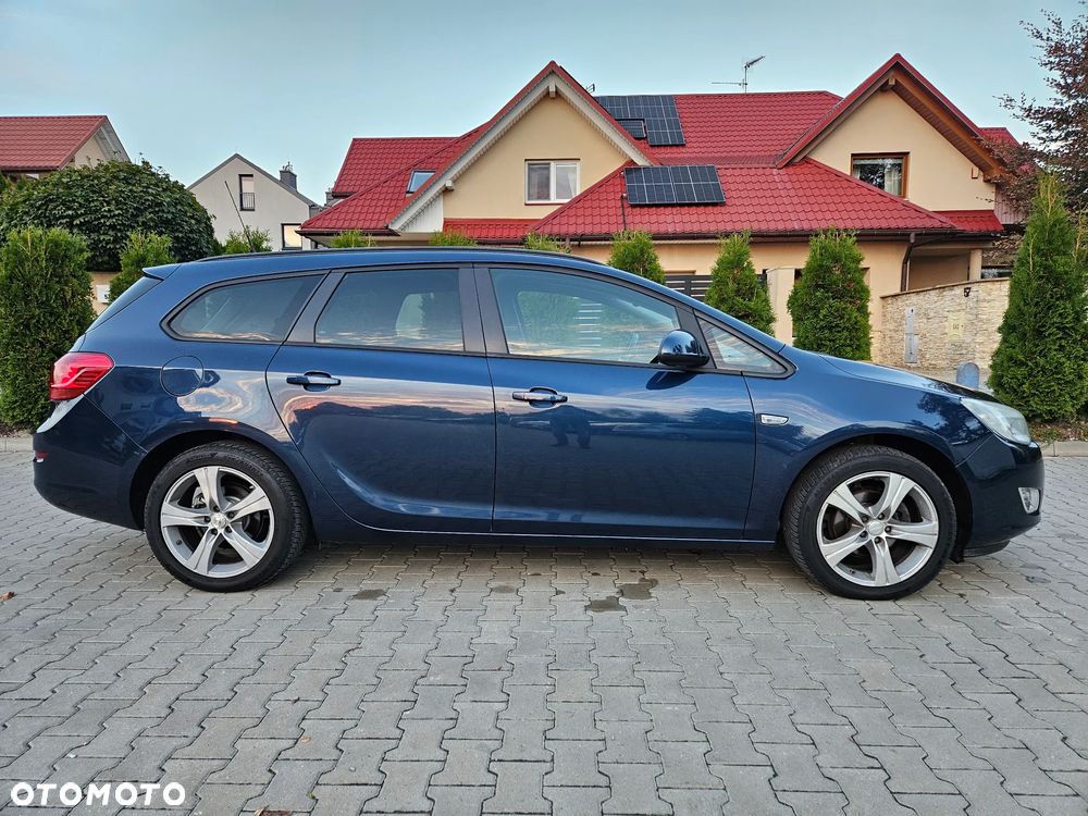 Opel Astra 1.4 Turbo Sports Tourer - 6