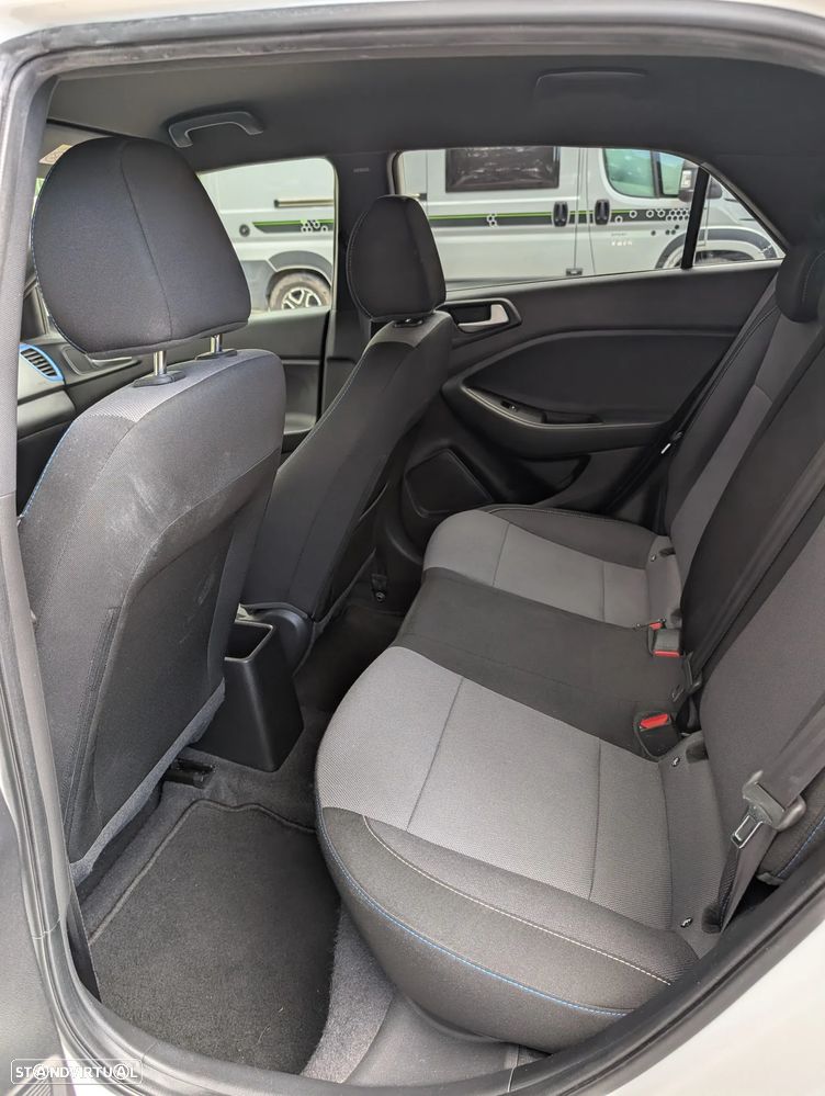 Hyundai i20 1.2 Comfort+Pack de lançamento - 7