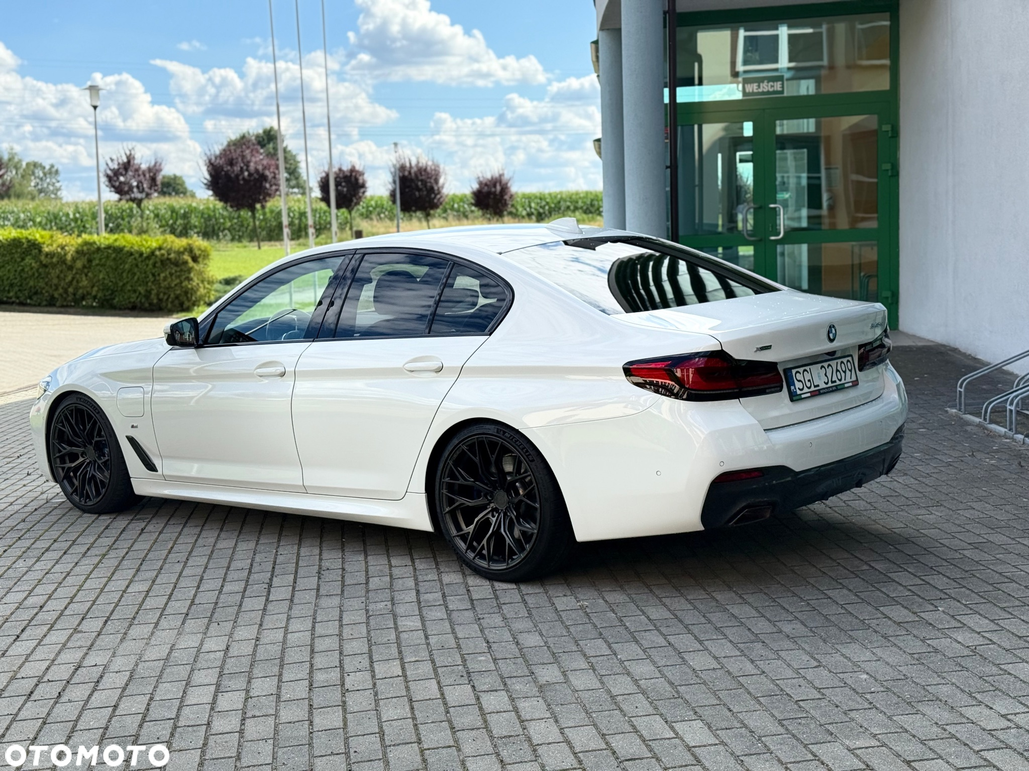 BMW Seria 5 545e xDrive M Sport sport - 8