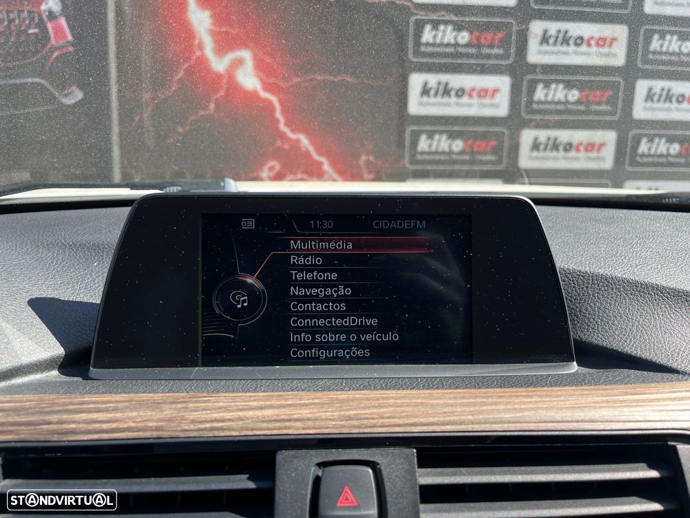 BMW 320 d Efficient Dynamics Edition Modern Line - 25