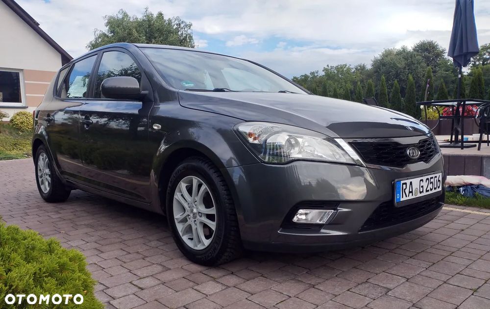 Kia Ceed 1.4 CVVT Spirit - 3