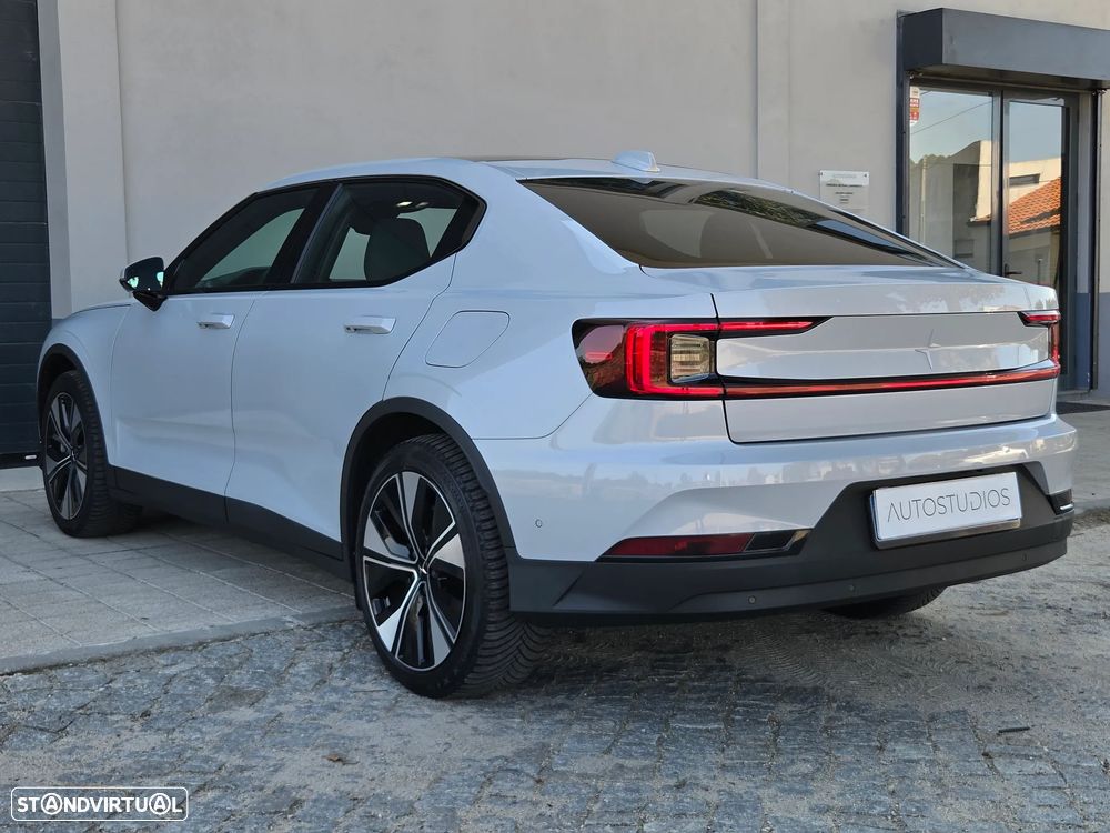 Polestar 2 2023 photo 2