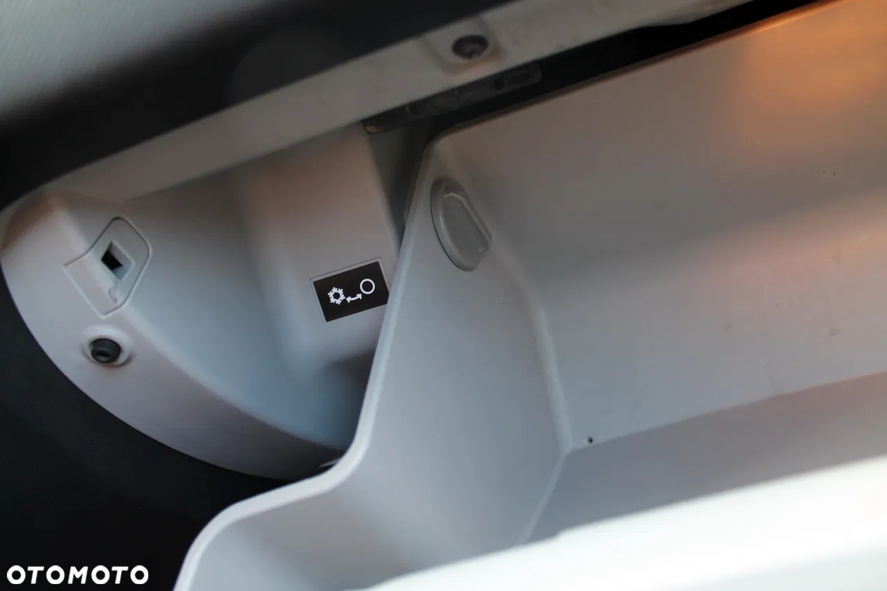 Kia Ceed - 16