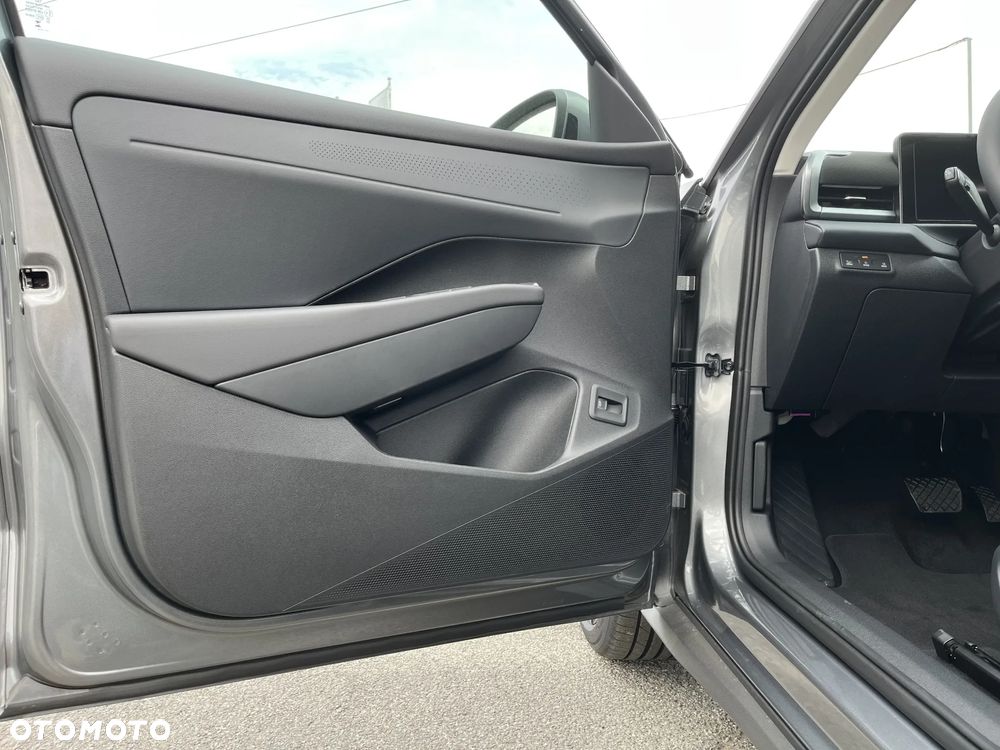 Volkswagen T-Roc 1.5 eTSI Style DSG - 10